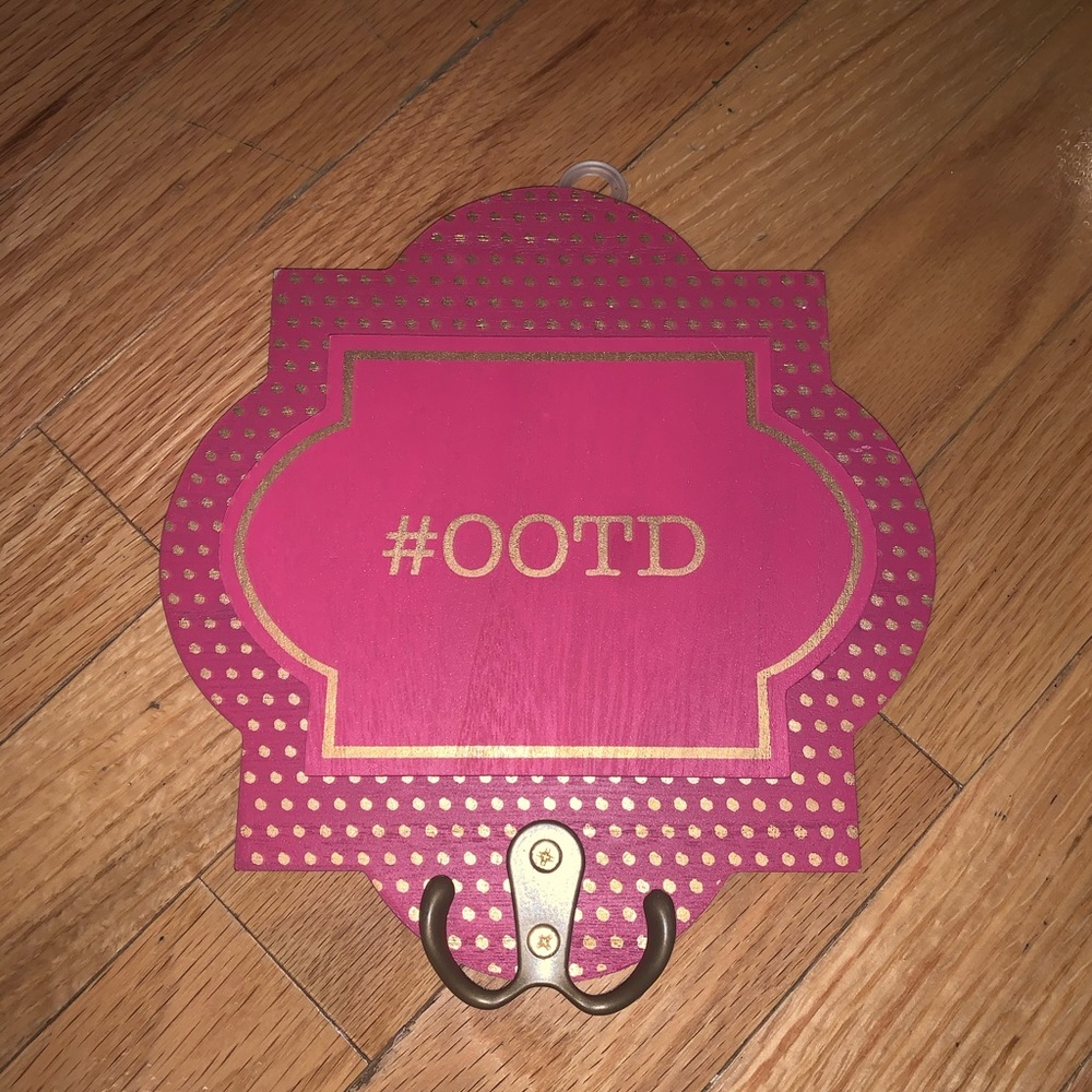 Sign Accessory for bedroom